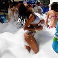 Modayı çok takip eden Gülten