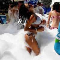 Seksten önce tanımak isteyen Banu