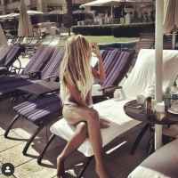 Tatlı gülümsemesi olan Lalegül