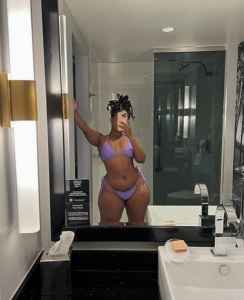 Azğın durumlardan zevk alan Ramile