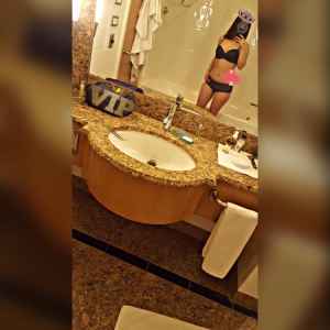 Duygusal konularda pek hassas Lada