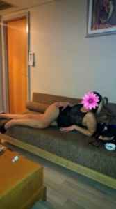 Kitap gibi fiziği olan Sevda